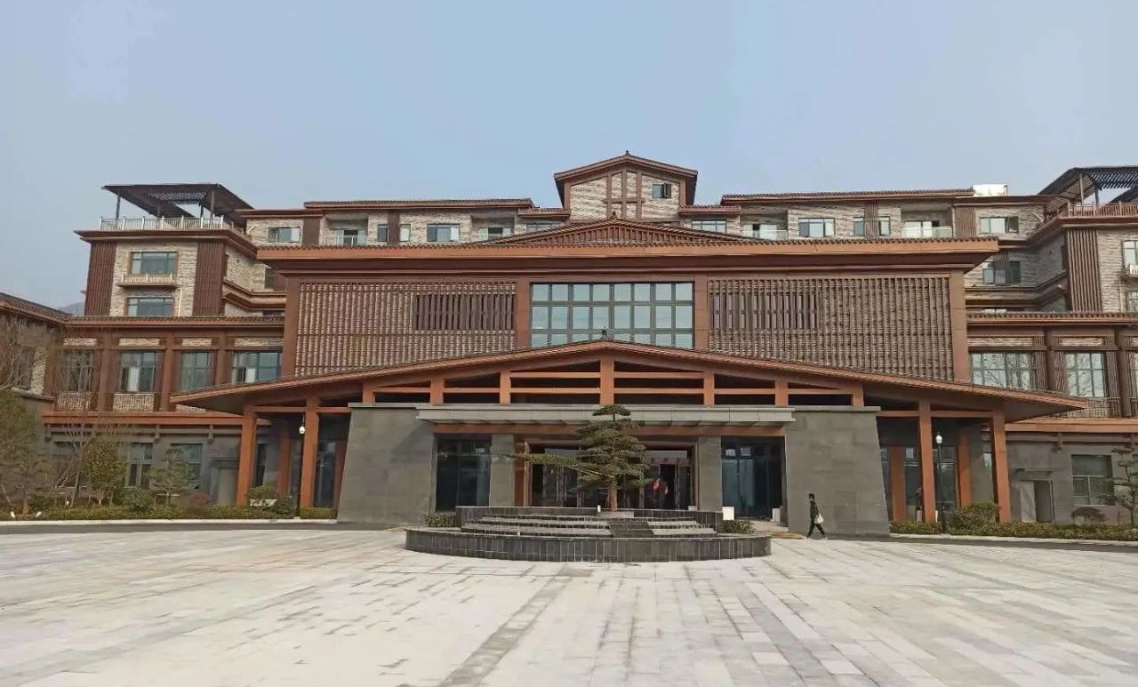 122cc太阳集成游戏专业灯光音响扩声系统工程产品服务于某酒店！